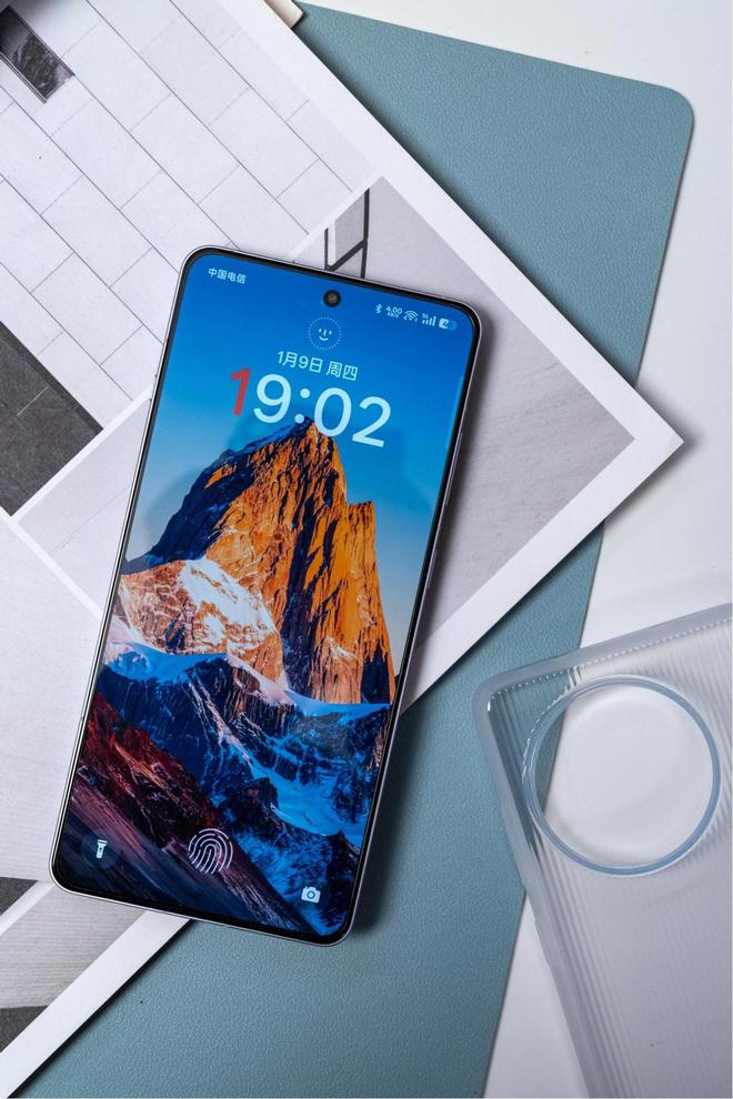 K80 Pro：国补当下性价比直屏手机该怎么选long8国际龙8一加Ace 5 Pro与红米(图12)
